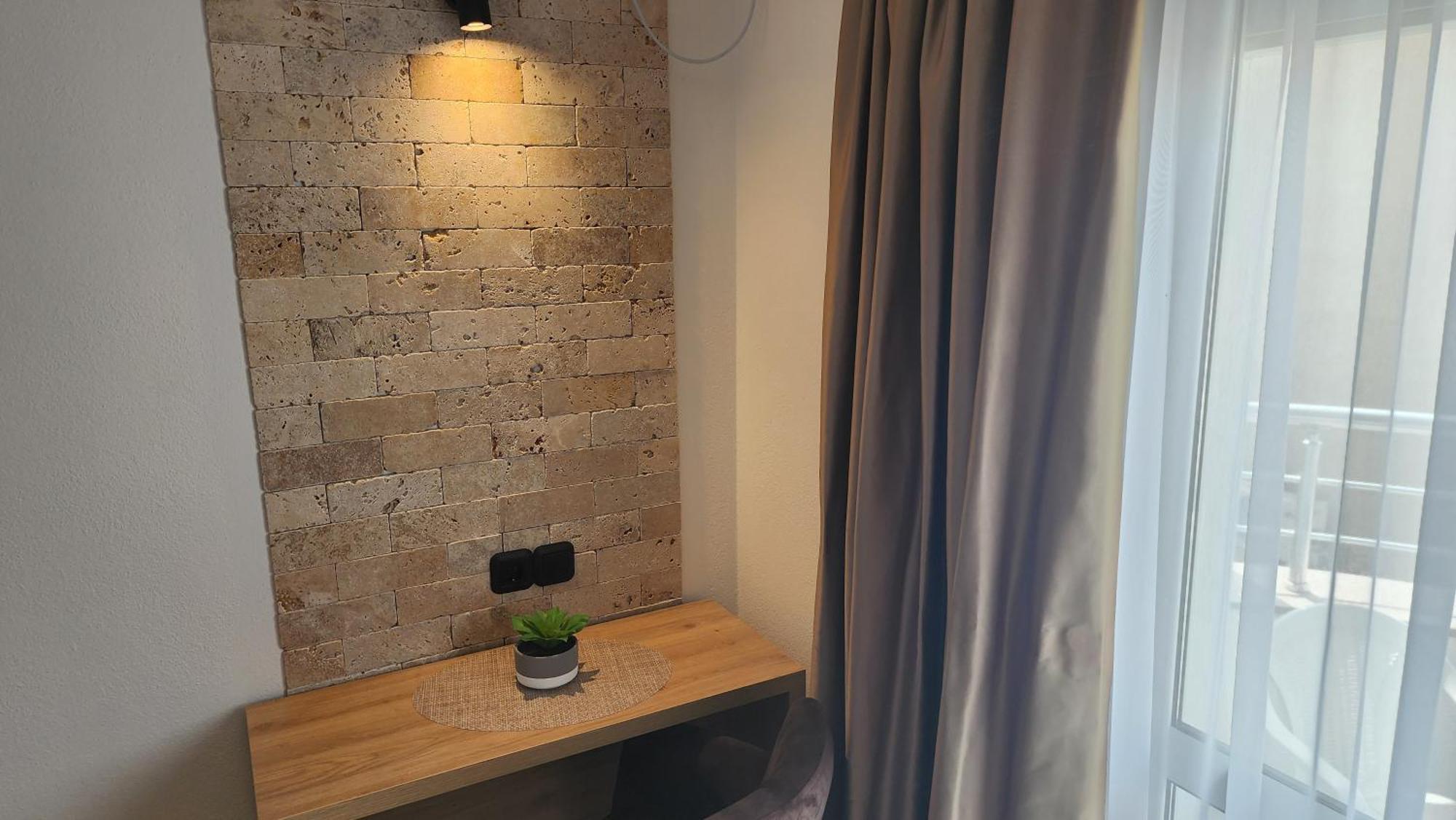 "House Muenster" Bed&Breakfast - Ulcinj 东吉托伊 客房 照片