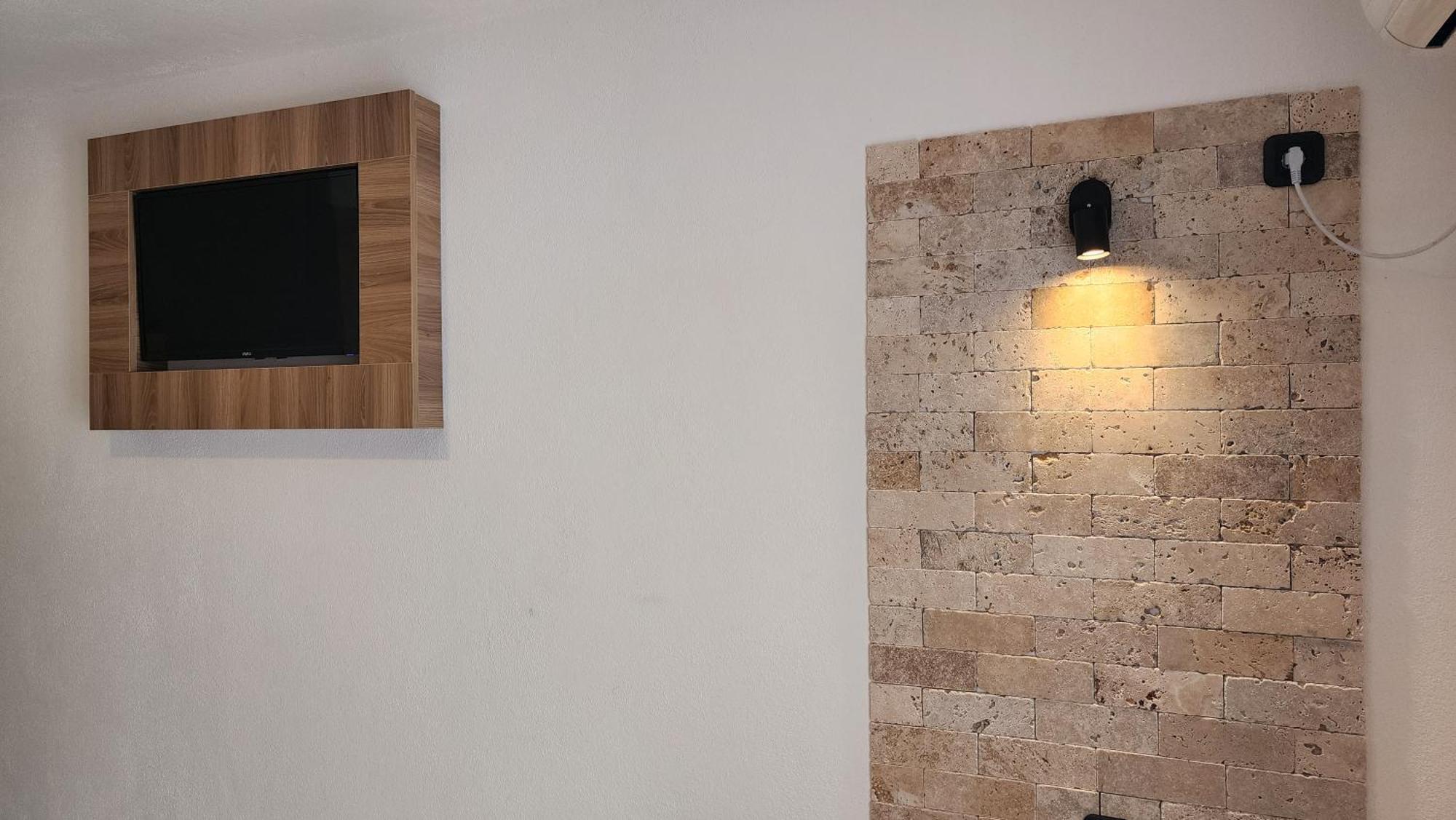 "House Muenster" Bed&Breakfast - Ulcinj 东吉托伊 客房 照片