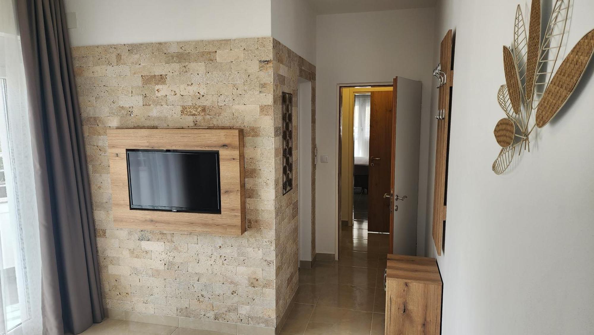 "House Muenster" Bed&Breakfast - Ulcinj 东吉托伊 客房 照片